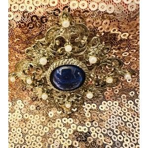 Vintage silver tone Pearl Like Stone layered With Blue Stone Pin Brooch